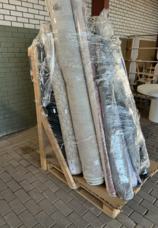 Ca. 26x Circa 26 vloerkleden van a merken, Zuiver En Dutchbone Enz.